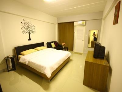 At Home Phetkasem Bangkok Exterior photo