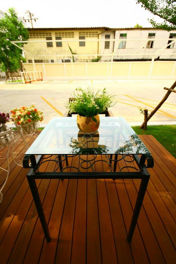 At Home Phetkasem Bangkok Exterior photo